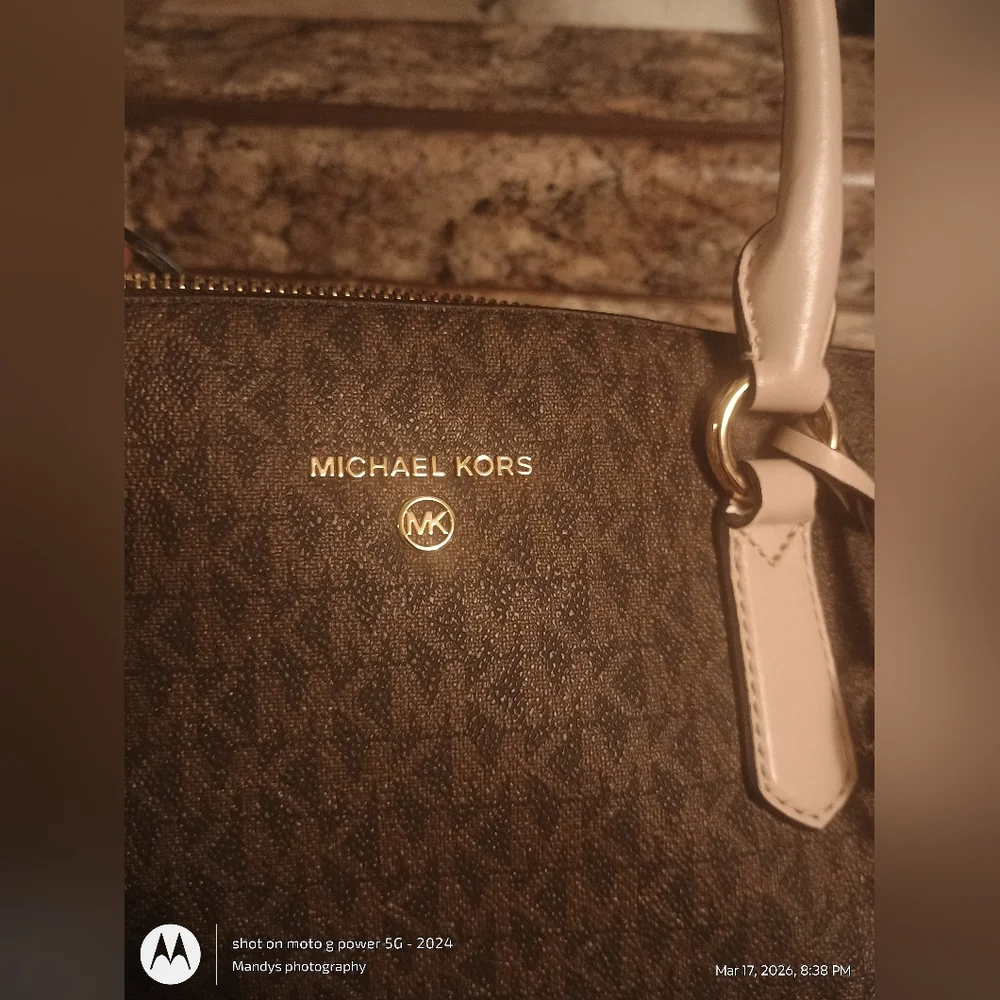 Michael Kors Medium Logo Convertible Crossbody Bag Authentic With Tags Euc - Picture 12 of 15